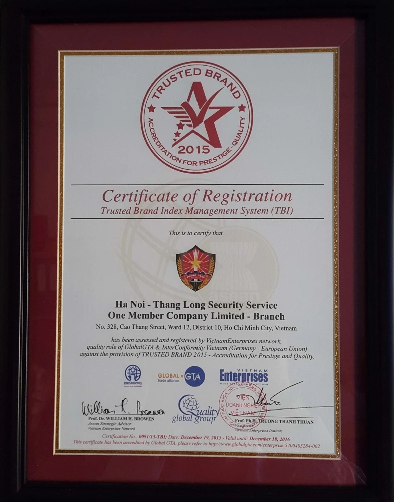 Công ty Bảo Vệ Thăng Long nhận bằng khen doanh nghiệp phát triển bền vững 2015